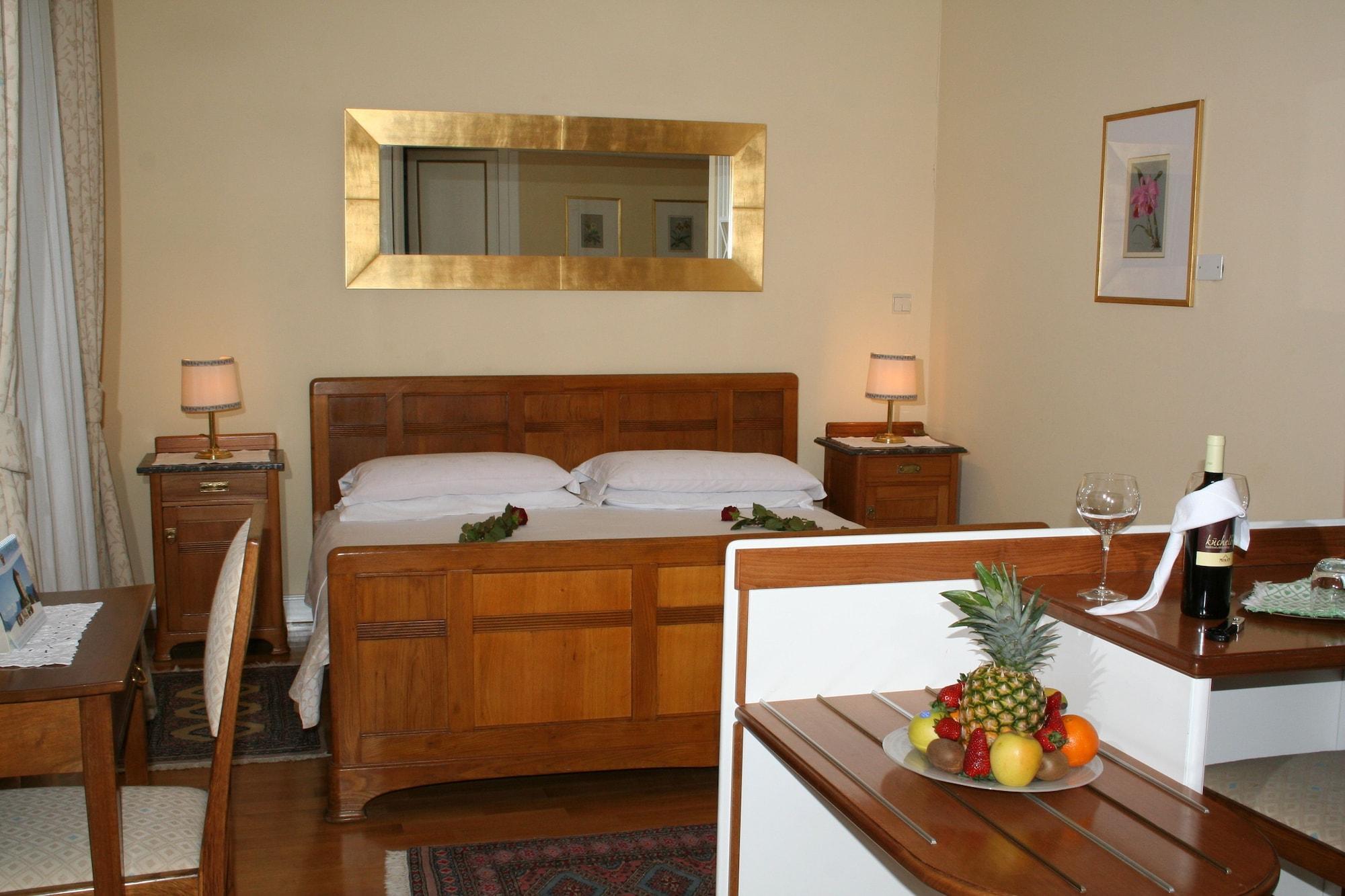 Hotel Villa Westend Merano Exterior photo